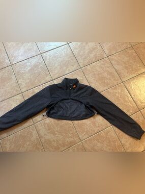 Ellesse Black Jacket with Signature Logo